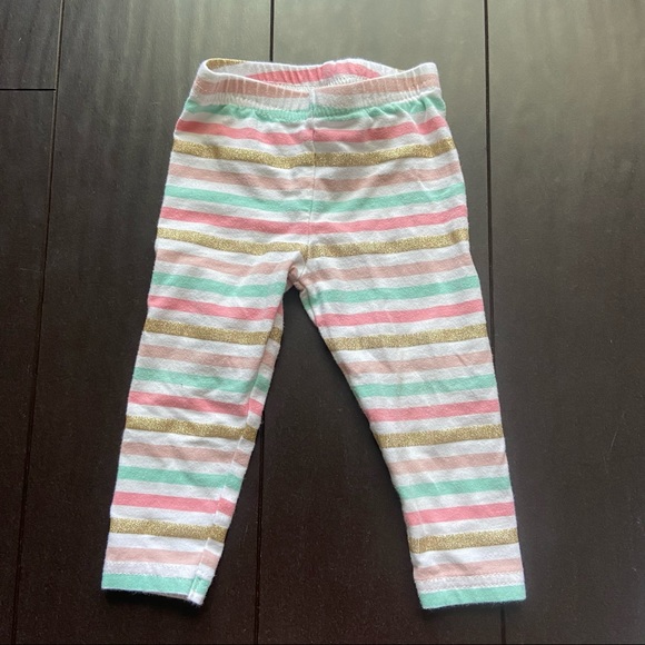 Carter’s baby girl 3 count heart onesies & striped leggings bundle size 6M - Picture 12 of 13